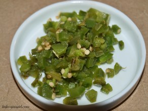 Spicy Tuscan-Stuffed Chicken: LittleCajunGirl.com