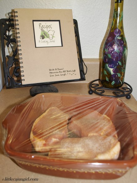 Asian Pork Lettuce Wraps with Broccoli Slaw: LittleCajunGirl.com