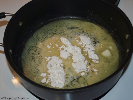 Sinfully Delicious Seafood Pasta: LittleCajunGirl.com